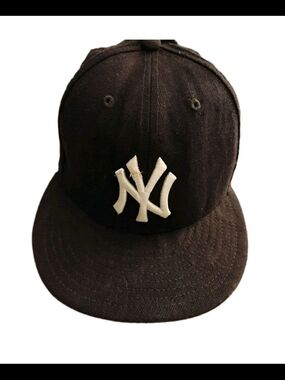 New Era Black and White Wool Cap with Tag